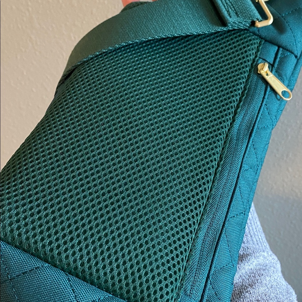 Canvelle Limited Classic Quilted Fanny Pack - Picture 6 of 6